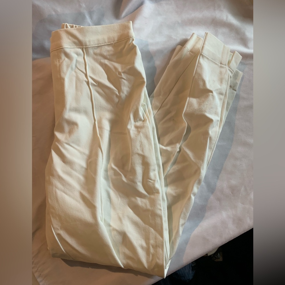 White capri pants